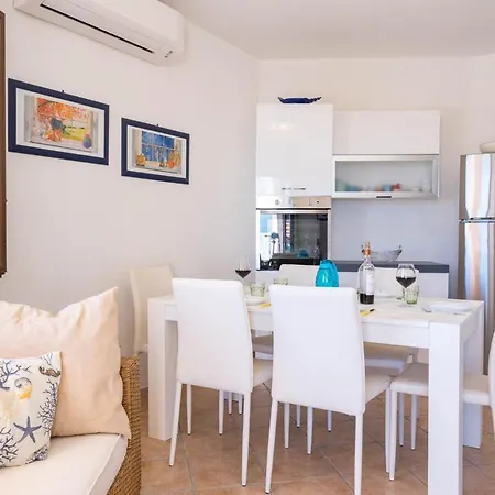 Casa De Mari Giardino بيت للعطل *