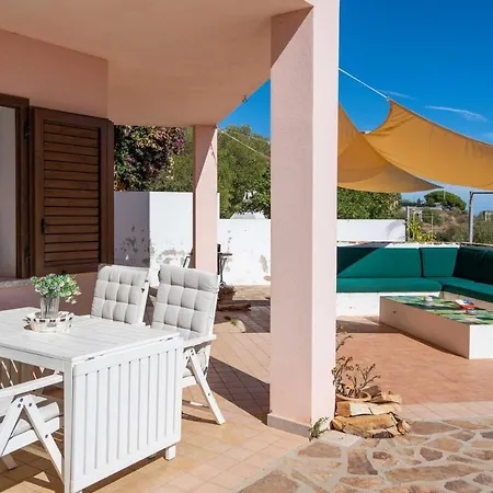 Casa De Mari Giardino بيت للعطل *